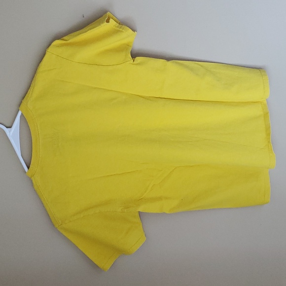 Pokémon yellow T-shirt - Picture 3 of 4